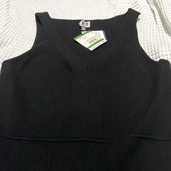 NWT- Anne Klein- L. Ribbed Knit Top - Picture 7 of 9